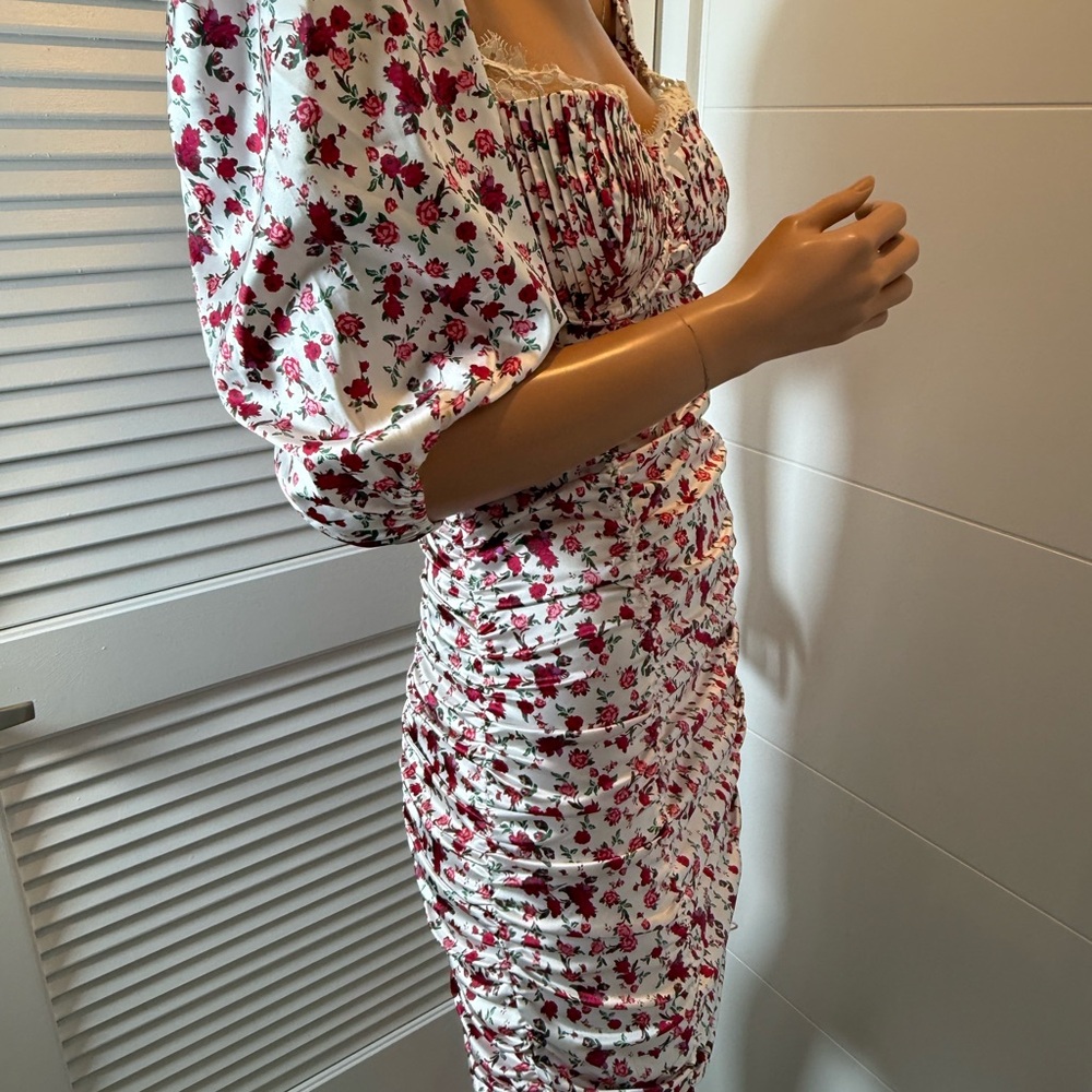 For Love & Lemons Floral Ruched Dress size medium - Picture 8 of 15